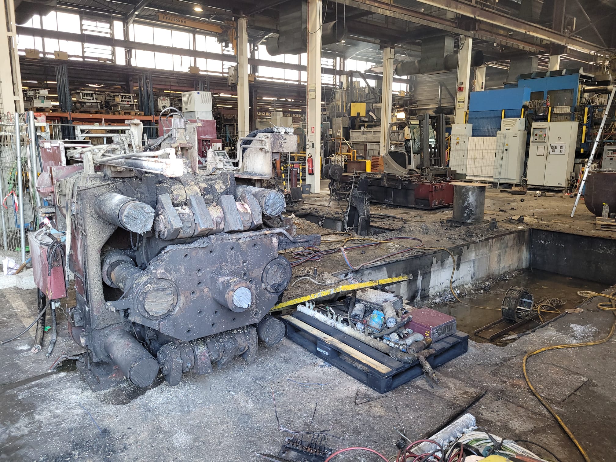 Enlèvement de moteur industriel